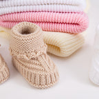 🎄 2pcs Christmas Baby Turban Hats & Crochet Socks Set