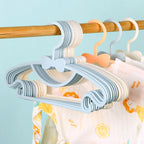 👕 40pcs Multi-Use Clothes Hangers